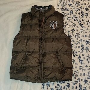 RuffHwen Puffer Vest